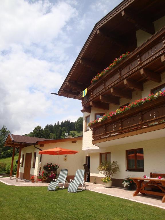 Haus Zirmblick Apartment ซาลบาคฮินเทอร์เกลมม์ ภายนอก รูปภาพ